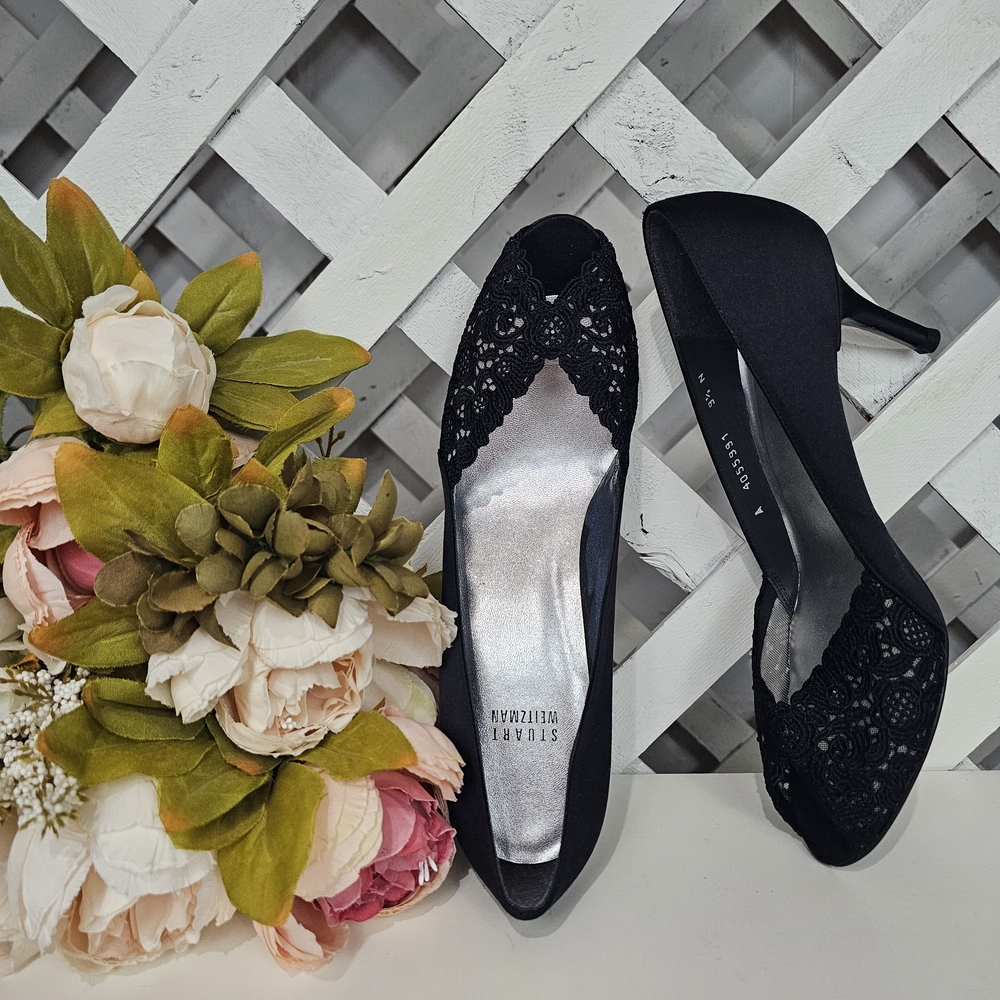 Elegant Black Lace Women's Heels Stuart Weitzman Size 9.5 N